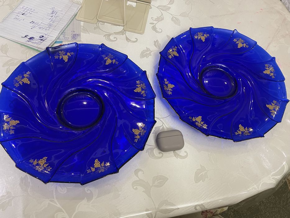 Продам плоские вазы для фруктов