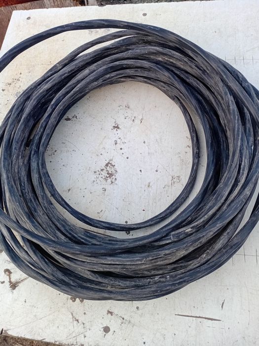 Кабель  ВВГ 5*6мм2.