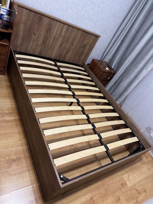 срочно продам кровать