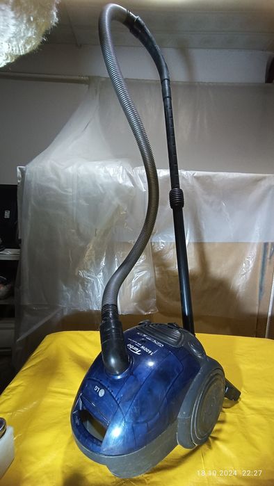 Пылесос LG Pilisos