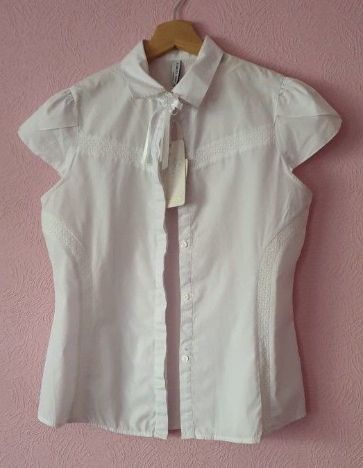 НОВАЯ школьная блузка AHSEN