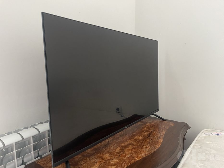 Televizor sotiladi SMART 43 HAIER B/U