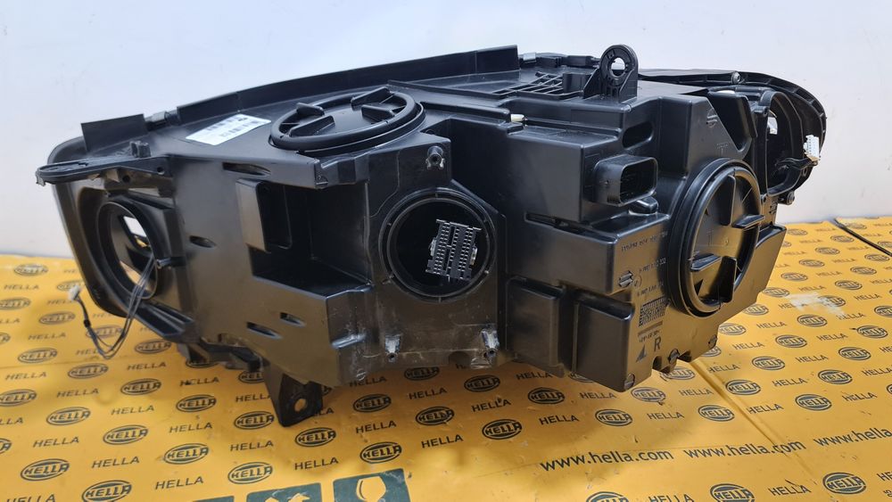 Far dreapta full led adaptiv BMW x5 f15 x6 f16 3 calculatoare