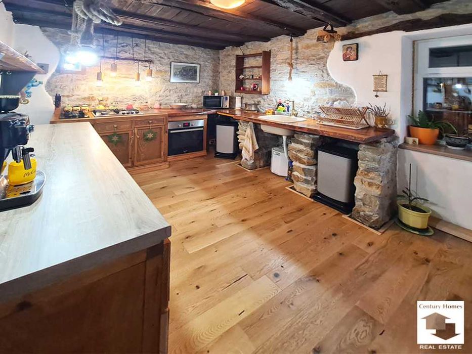 Продава се Къща в с. Янтра, Област Габрово - 146 кв.м за 1020 €/кв.м - Снимка #2