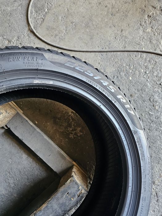 4 anvelope iarna 225 45 17 Pirelli Runflat 2020