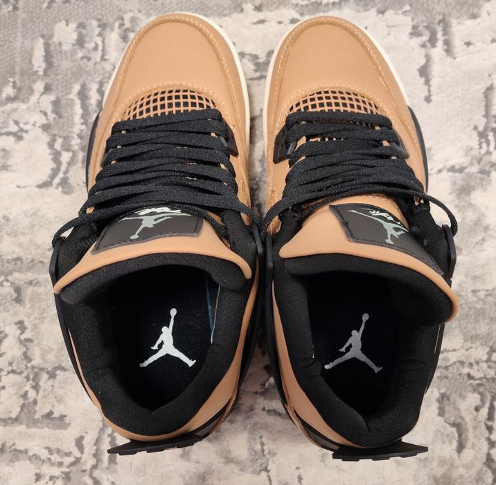 Air Jordan 4, Mushroom, 36 EUR