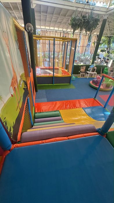 Продам детскую игровую площадку
