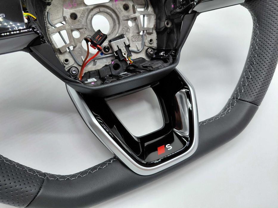 85E419091BL Нов волан S LIne Audi A6 E-tron Q6 E Tron