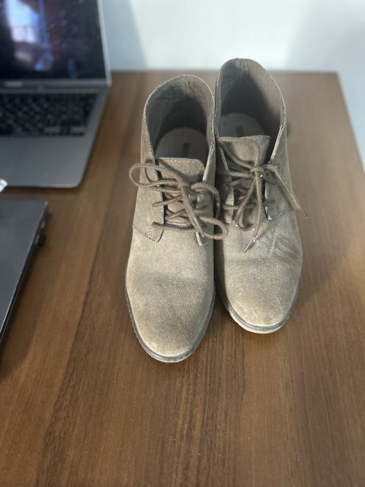 Замшевые ботинки Clarks, размер 37