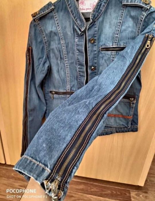 Джинсовая куртка на девочку