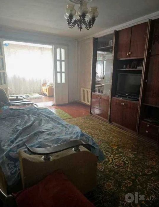 Продаётся на М.Горького 4ком