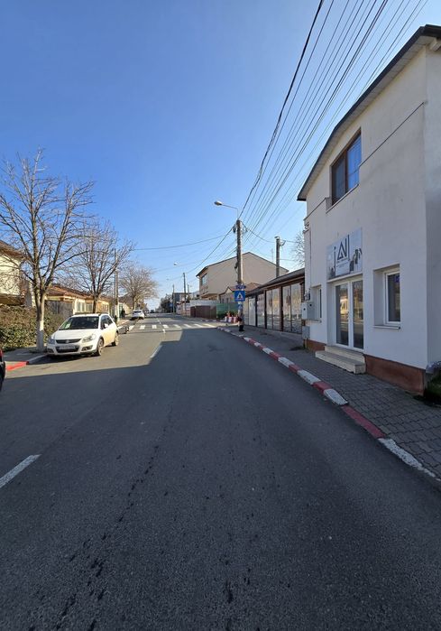 Inchiriez Spatiu Comercial 50 mp,racord gaze,toaleta,inclus net si  tv