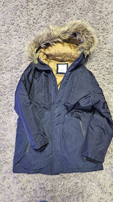 Страхотна Парка на Zara