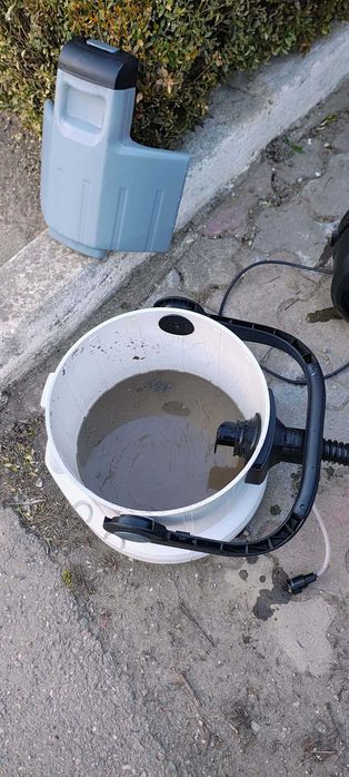 Curățare Profesională Canapele și Tapițerii Bistrița