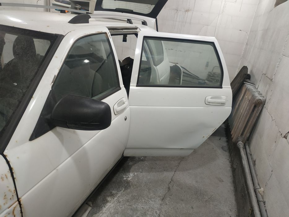 Приора универсал