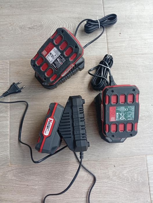 Acumulator + încărcător