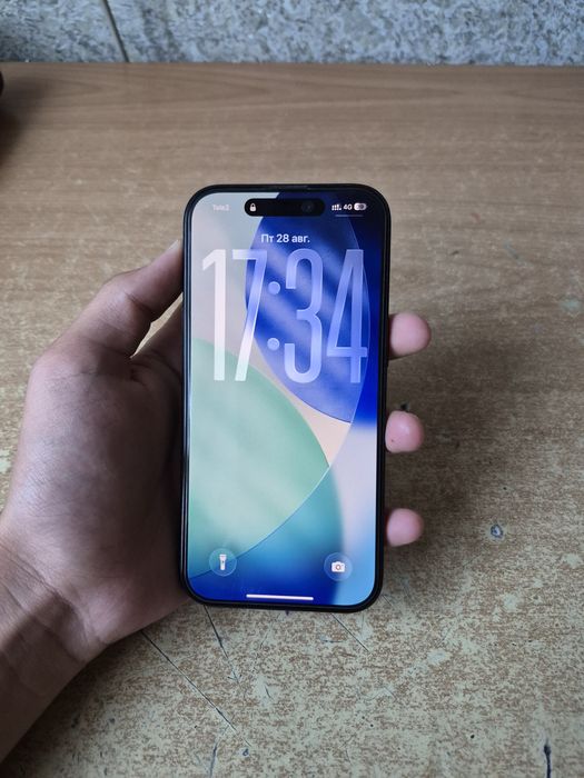 Продам айфон 15 IPhone 15