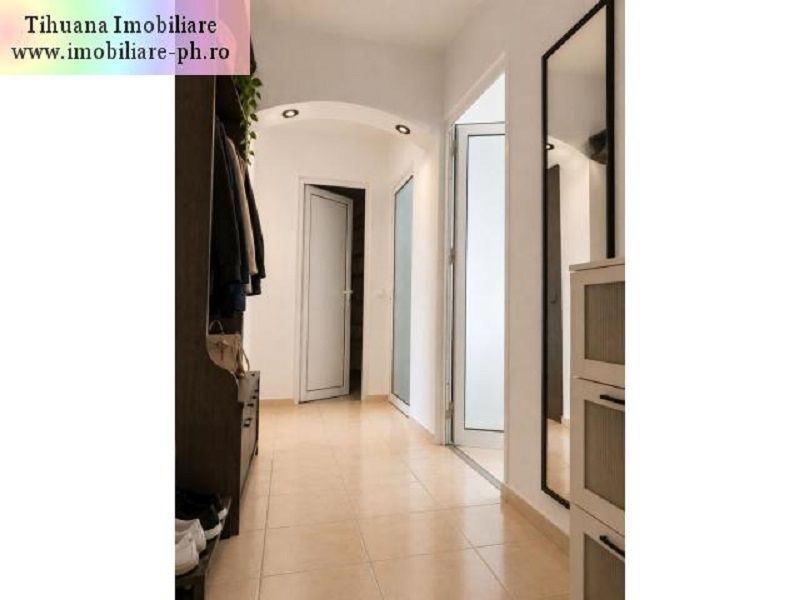 Apartament 3 camere de vanzare:Ultracentral(Elena Doamna),2gr.sanitare — fotografia 3
