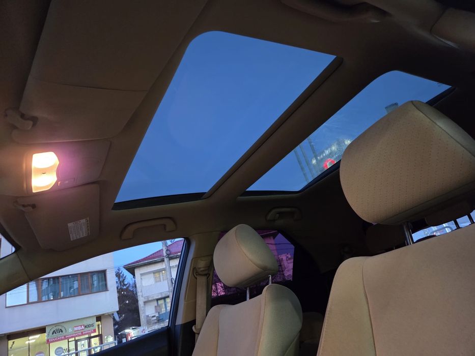 Vând Honda Civic 1.8 Confort benzină