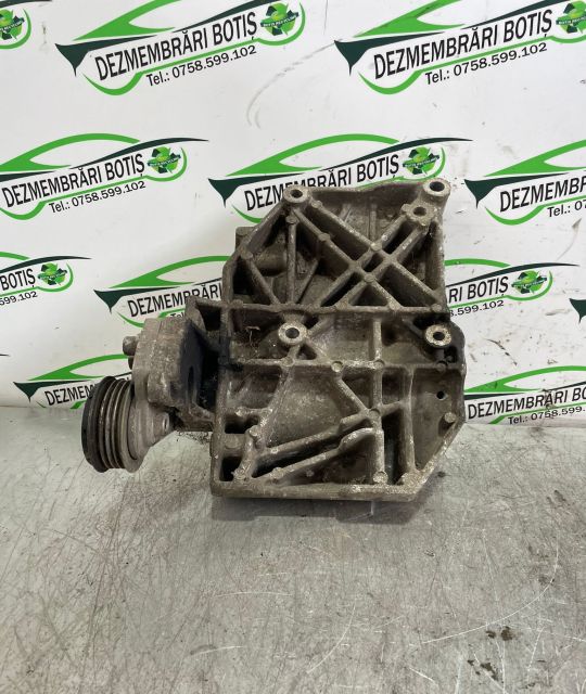 Suport compresor AC 038 260 885 C Volkswagen VW Passat B5.5 (facelift