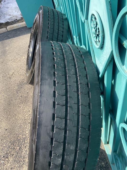 Продам два колеса 315 70 R22.5