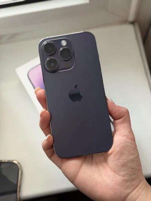 Продам Айфон 14 про