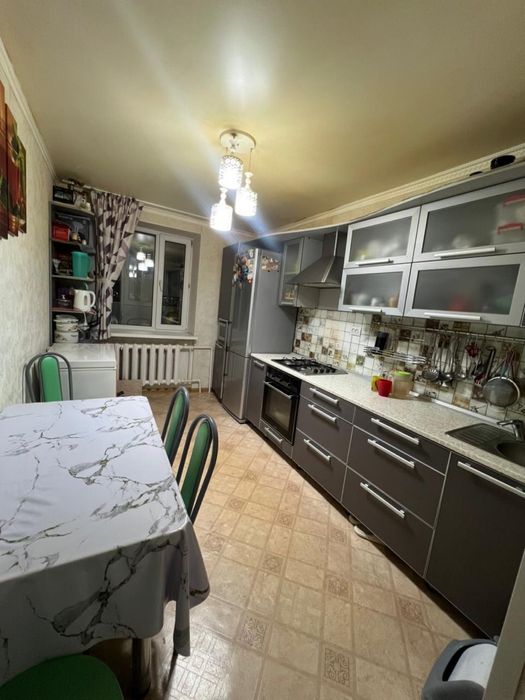 Продам квартриу