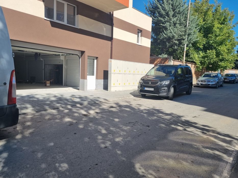 Дава се под наем Гараж / Паркомясто в Стара Загора, Железник - изток - 25 кв.м за 61.2 € - Снимка #1