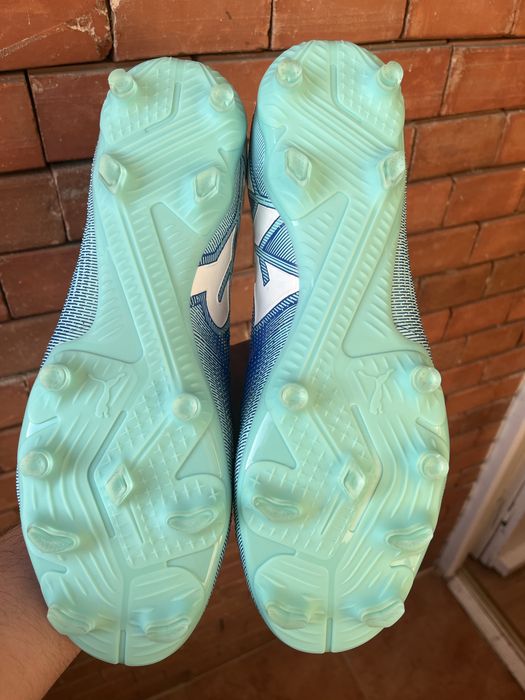 Ghete fotbal PUMA FUTURE 7