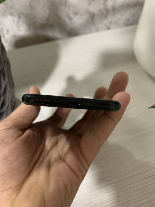 Айфон SE 2022 Б/У 128 гб