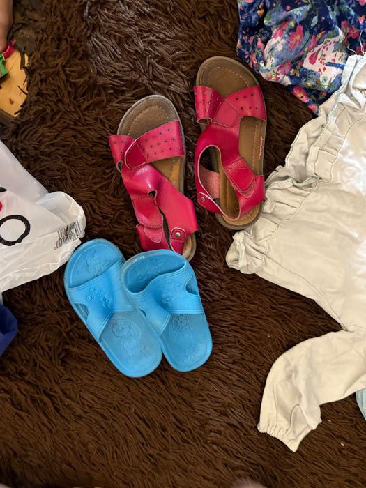 Отдам вещи на девочку 1-2 года