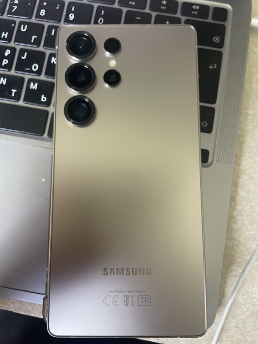 Samsung S25 ultra 256 gb