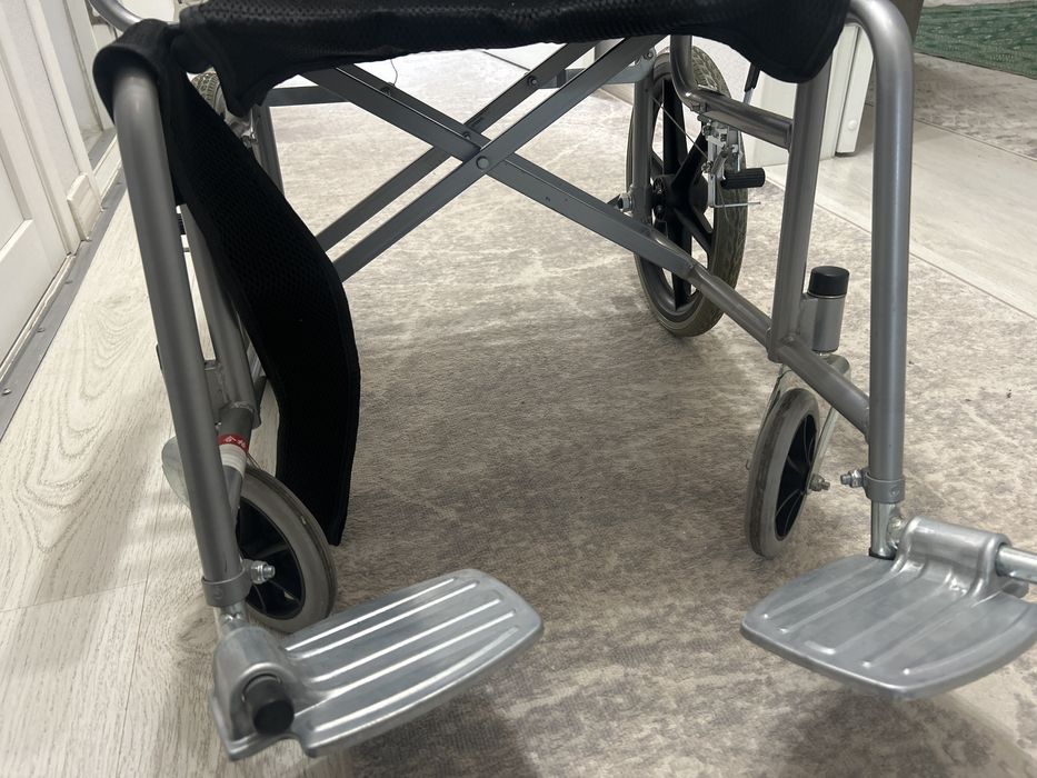 Инвалидная коляска