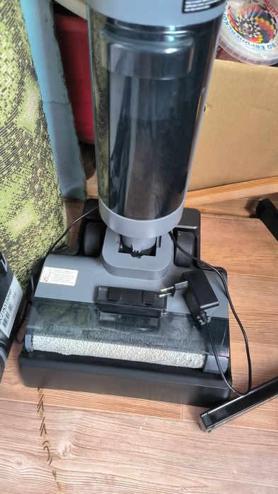 Беспроводной моющий пылесос