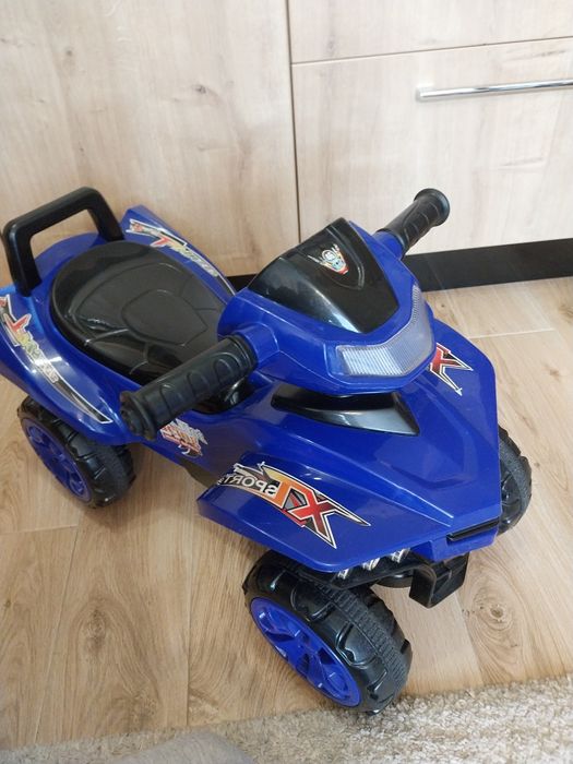 Кола за бутане ATV