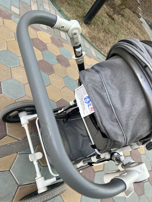 Коляска в хорошем состоянием