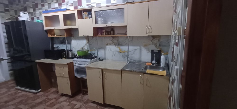 Продам кухонный гарнитур