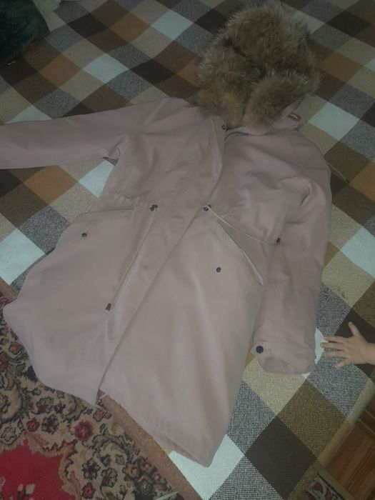 Продам парку натуральная