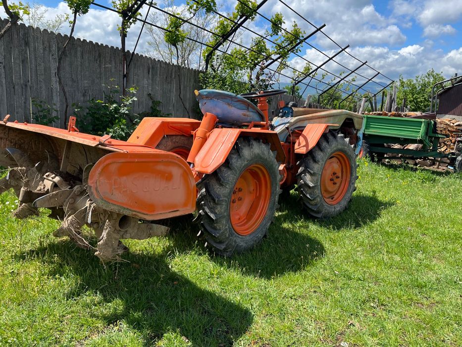 Tractoras articulat 4x4 Pasquali