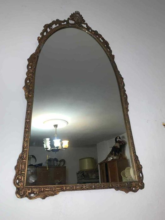 Oglinda de perete in rama