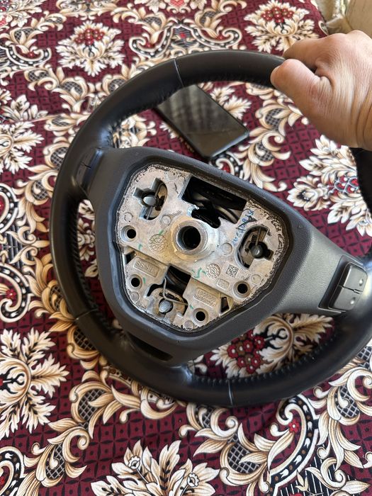 Malibu rul spark yechilgan sotiladi