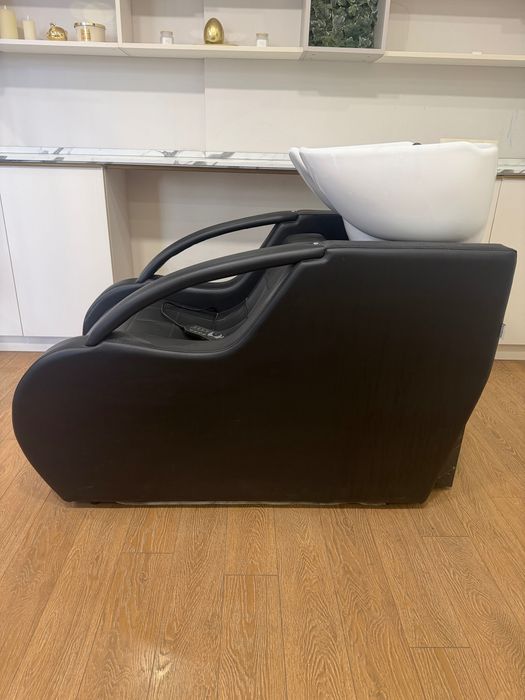 Измивна колона с масаж и лед