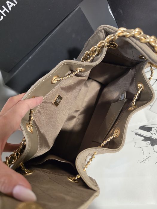 Налична чанта Chanel Hobo 25S велур