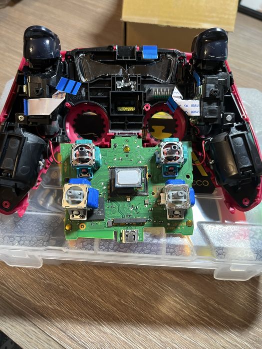 Reparatii controllere ps5,edge/ps4 ,inlocuire joystick