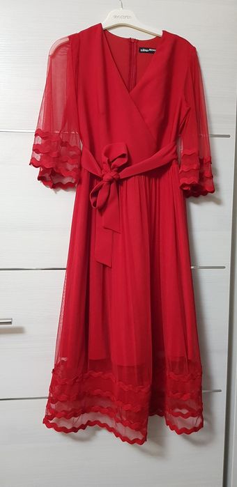 Rochita superba rosie masura 36