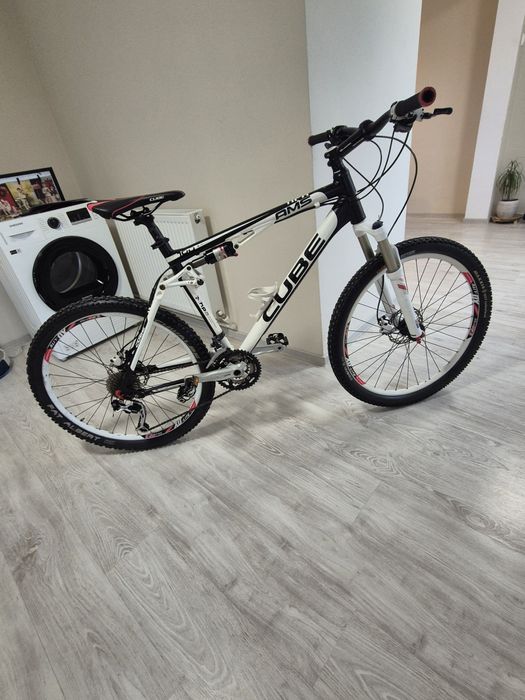 Bicicleta CUBE Ams fullsuspension aer,frane hidraulice,Deore XT