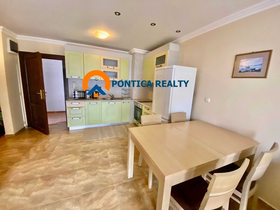 Двустаен на първа линия гледка море в Свети Влас- Манастира