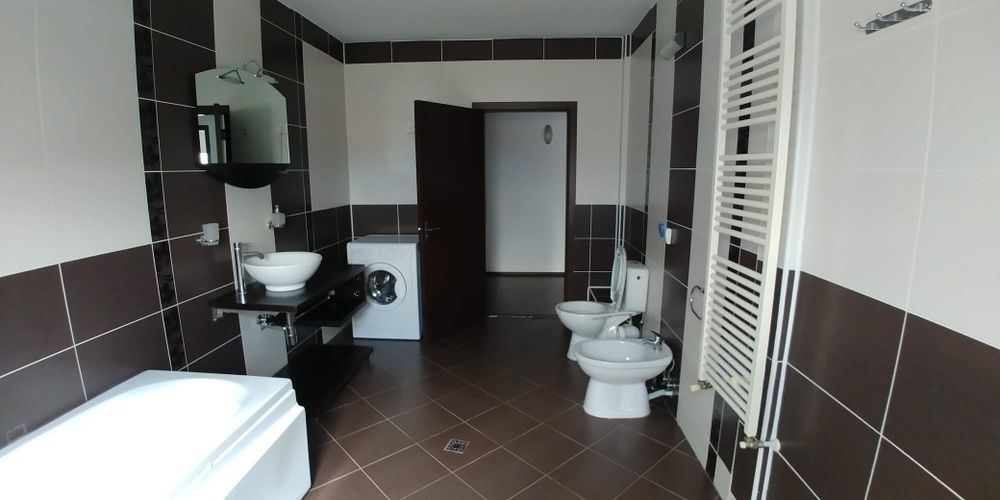 Apartament 2 niveluri, 135 mp, garaj + parcare, str. Ep. Marton Aron