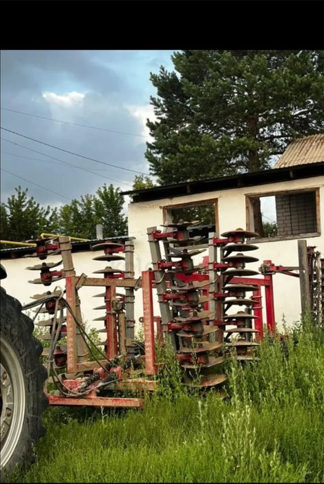 Продаётся трактор с дискатором