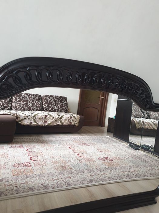 Продам большое новое зеркало